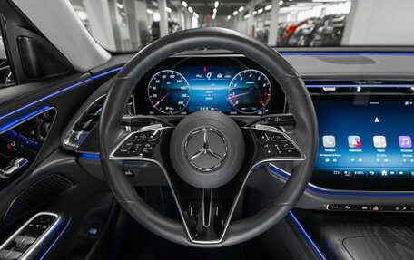 Mercedes-Benz E-Класс, 2024 год, 5 600 000 рублей, 11 фотография
