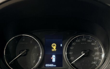 Mitsubishi Outlander III рестайлинг 3, 2022 год, 2 590 000 рублей, 20 фотография