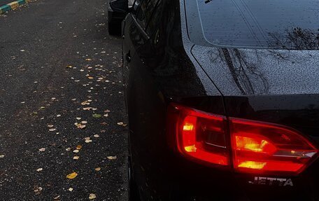 Volkswagen Jetta VII, 2013 год, 1 300 000 рублей, 14 фотография