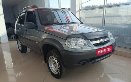 Chevrolet Niva I рестайлинг, 2013 год, 441 000 рублей, 2 фотография