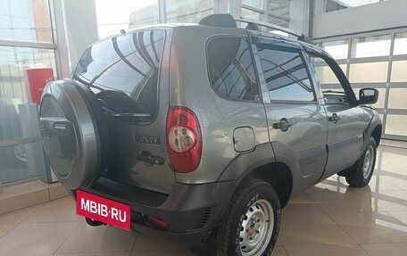 Chevrolet Niva I рестайлинг, 2013 год, 441 000 рублей, 3 фотография