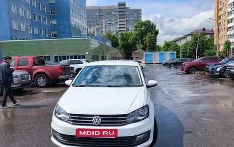 Volkswagen Polo VI (EU Market), 2018 год, 1 250 000 рублей, 2 фотография