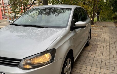 Volkswagen Polo VI (EU Market), 2015 год, 1 050 000 рублей, 3 фотография