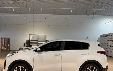 KIA Sportage IV рестайлинг, 2021 год, 2 390 000 рублей, 8 фотография