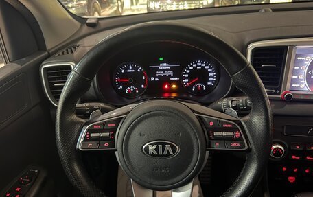 KIA Sportage IV рестайлинг, 2021 год, 2 390 000 рублей, 17 фотография