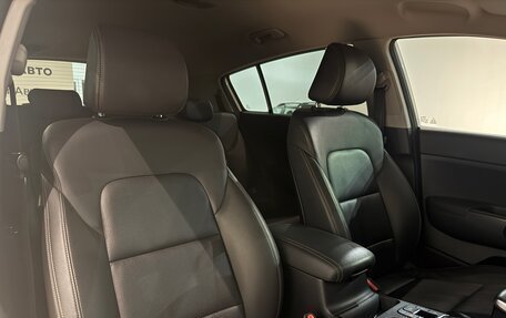 KIA Sportage IV рестайлинг, 2021 год, 2 390 000 рублей, 23 фотография