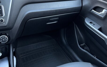 KIA Rio III рестайлинг, 2016 год, 1 000 000 рублей, 11 фотография