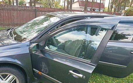 Renault Laguna II, 2002 год, 250 000 рублей, 10 фотография