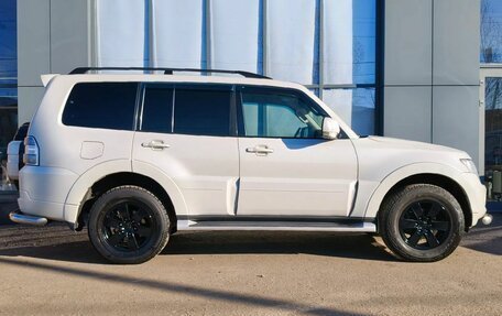 Mitsubishi Pajero IV рестайлинг 2, 2013 год, 2 050 000 рублей, 6 фотография
