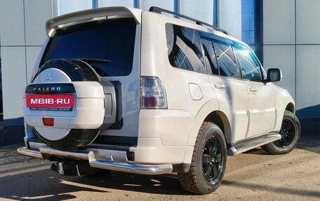 Mitsubishi Pajero IV рестайлинг 2, 2013 год, 2 050 000 рублей, 5 фотография