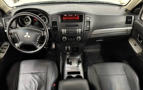 Mitsubishi Pajero IV рестайлинг 2, 2013 год, 2 050 000 рублей, 9 фотография