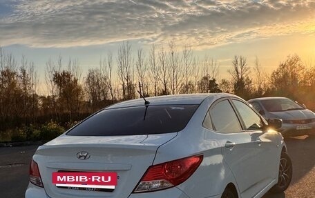 Hyundai Solaris II рестайлинг, 2012 год, 700 000 рублей, 12 фотография