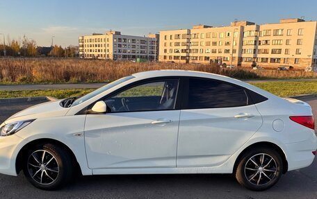 Hyundai Solaris II рестайлинг, 2012 год, 700 000 рублей, 14 фотография