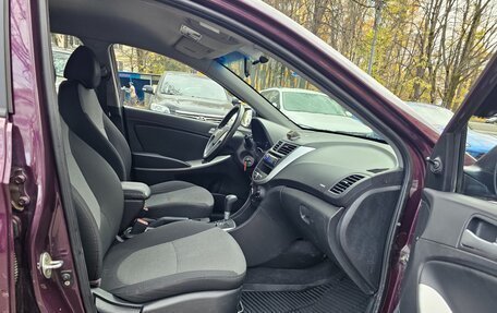 Hyundai Solaris II рестайлинг, 2013 год, 698 000 рублей, 17 фотография