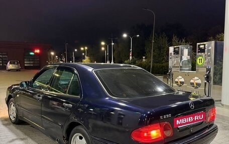 Mercedes-Benz E-Класс, 1996 год, 220 000 рублей, 4 фотография