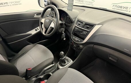 Hyundai Solaris II рестайлинг, 2013 год, 865 000 рублей, 11 фотография