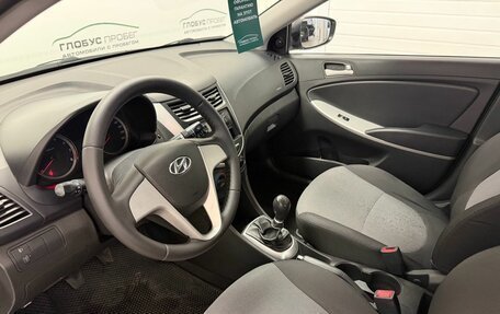 Hyundai Solaris II рестайлинг, 2013 год, 865 000 рублей, 10 фотография
