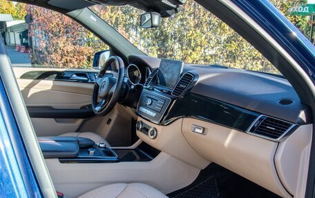 Mercedes-Benz GLE, 2018 год, 3 700 000 рублей, 10 фотография