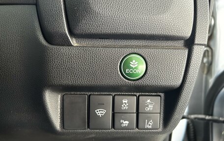 Honda Fit III, 2018 год, 1 299 000 рублей, 20 фотография