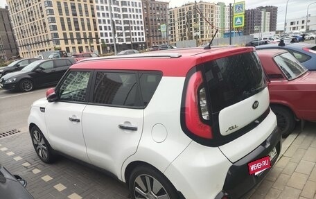 KIA Soul II рестайлинг, 2015 год, 1 490 000 рублей, 3 фотография