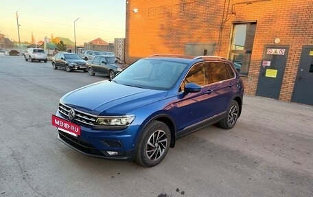 Volkswagen Tiguan II, 2018 год, 2 550 000 рублей, 6 фотография