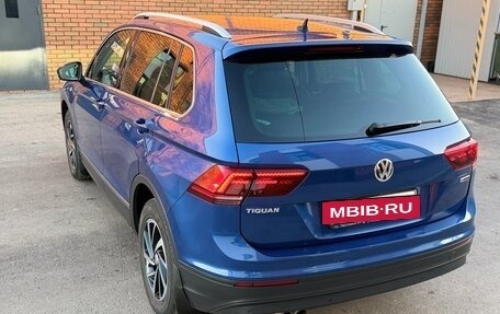 Volkswagen Tiguan II, 2018 год, 2 550 000 рублей, 9 фотография