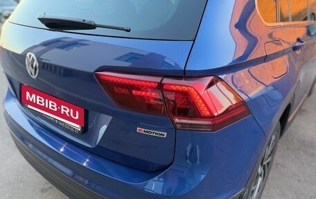 Volkswagen Tiguan II, 2018 год, 2 550 000 рублей, 13 фотография
