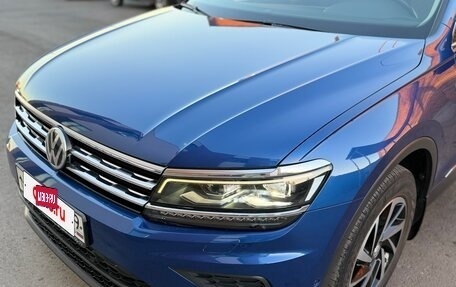 Volkswagen Tiguan II, 2018 год, 2 550 000 рублей, 5 фотография