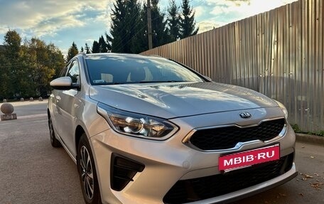 KIA cee'd III, 2020 год, 1 340 000 рублей, 2 фотография