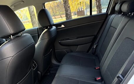 KIA Sportage IV рестайлинг, 2022 год, 2 850 000 рублей, 10 фотография