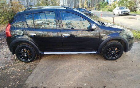 Renault Sandero I, 2013 год, 799 999 рублей, 3 фотография