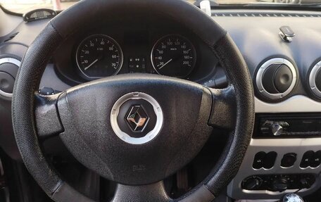 Renault Sandero I, 2013 год, 799 999 рублей, 12 фотография