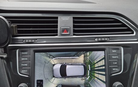 Volkswagen Tiguan I, 2017 год, 2 599 999 рублей, 11 фотография