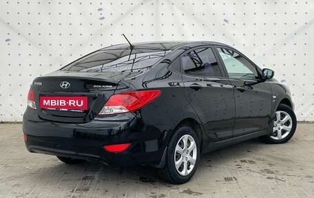Hyundai Solaris II рестайлинг, 2013 год, 820 000 рублей, 4 фотография