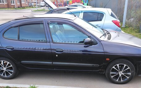 Renault Megane III рестайлинг, 1999 год, 150 000 рублей, 2 фотография