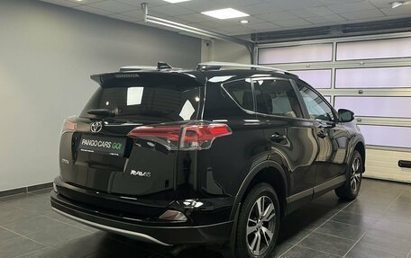 Toyota RAV4, 2017 год, 2 350 000 рублей, 6 фотография