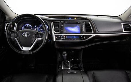 Toyota Highlander III, 2014 год, 2 649 000 рублей, 9 фотография