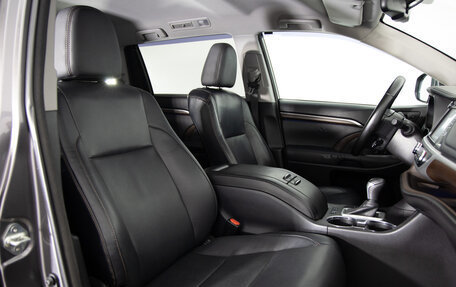 Toyota Highlander III, 2014 год, 2 649 000 рублей, 12 фотография