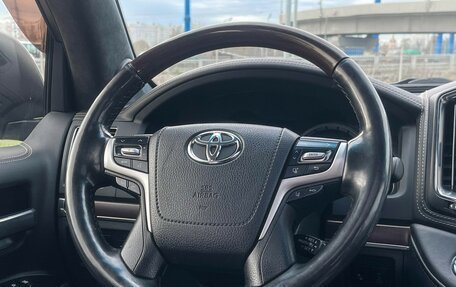Toyota Land Cruiser 200, 2016 год, 5 597 000 рублей, 14 фотография