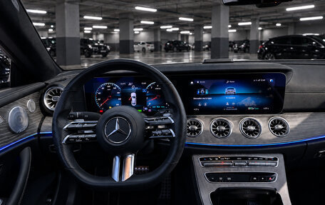 Mercedes-Benz E-Класс, 2020 год, 5 950 000 рублей, 5 фотография
