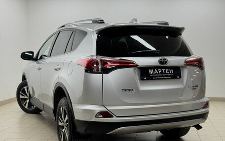 Toyota RAV4, 2017 год, 2 049 000 рублей, 4 фотография