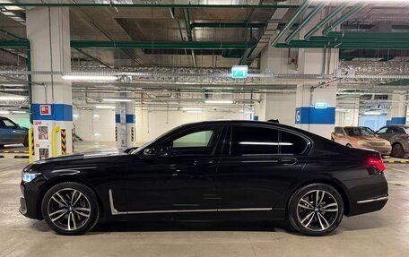 BMW 7 серия, 2022 год, 7 100 000 рублей, 2 фотография