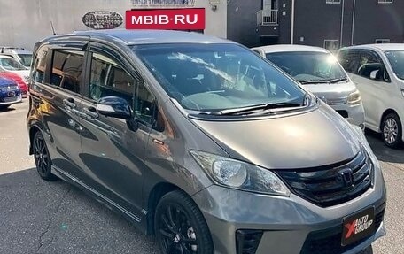 Honda Freed I, 2014 год, 835 000 рублей, 3 фотография