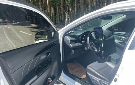 Toyota Yaris XP150 рестайлинг, 2023 год, 1 004 888 рублей, 8 фотография