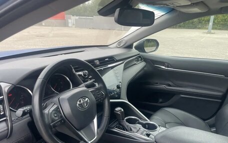 Toyota Camry, 2019 год, 2 550 000 рублей, 7 фотография