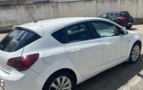 Opel Astra J, 2011 год, 500 000 рублей, 3 фотография