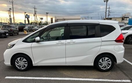 Honda Freed II, 2017 год, 996 000 рублей, 4 фотография