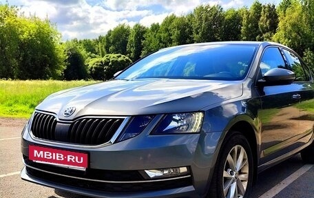 Skoda Octavia, 2018 год, 1 590 000 рублей, 2 фотография