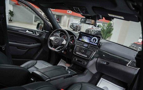 Mercedes-Benz GLS, 2017 год, 4 190 000 рублей, 5 фотография