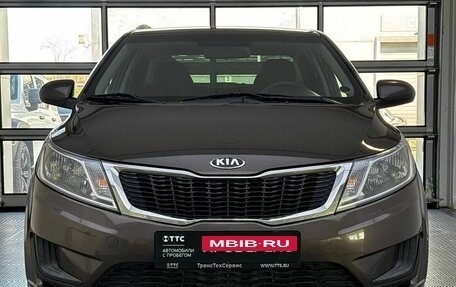 KIA Rio III рестайлинг, 2015 год, 909 000 рублей, 2 фотография